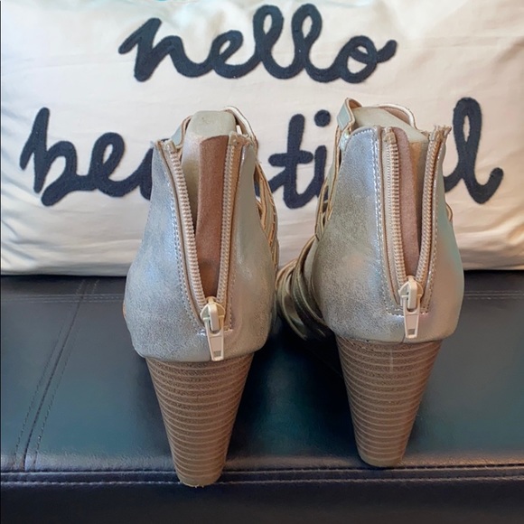 High heel wedges - Get these before summer 🌞 is gone! - Picture 5 of 6